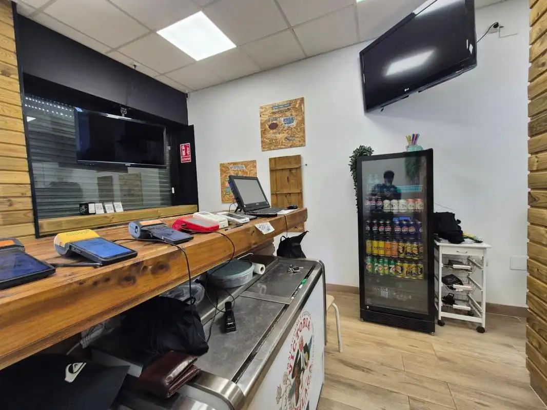 Local comercial en venda a Calle Rafaela, imagen 6