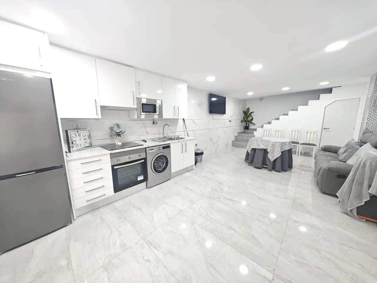 Casa en venta en Miralvalle - Av. Virgen del Puerto - La Data, imagen 7