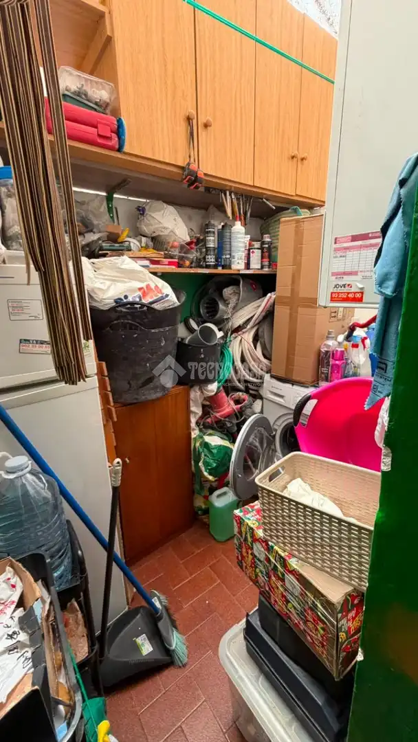Piso en venta en Barcelona con Calefacción y Balcón