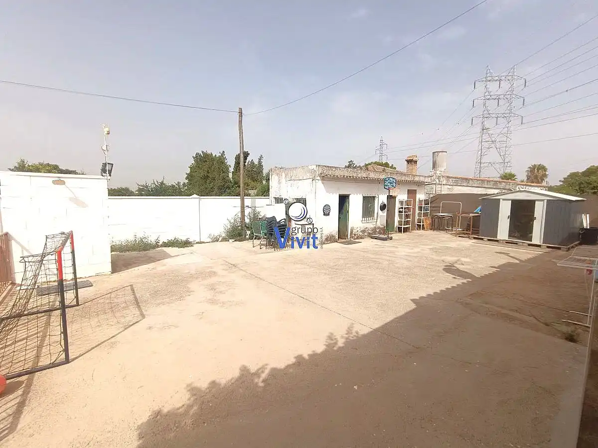 Casa o xalet en venda en Alcalá de Guadaira amb Traster