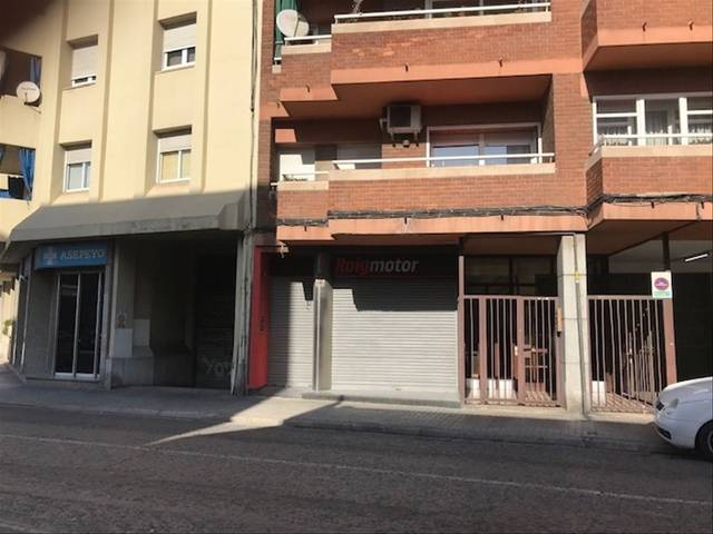 Local comercial en Alquiler en Ronda de Ponent, 2 en Centre