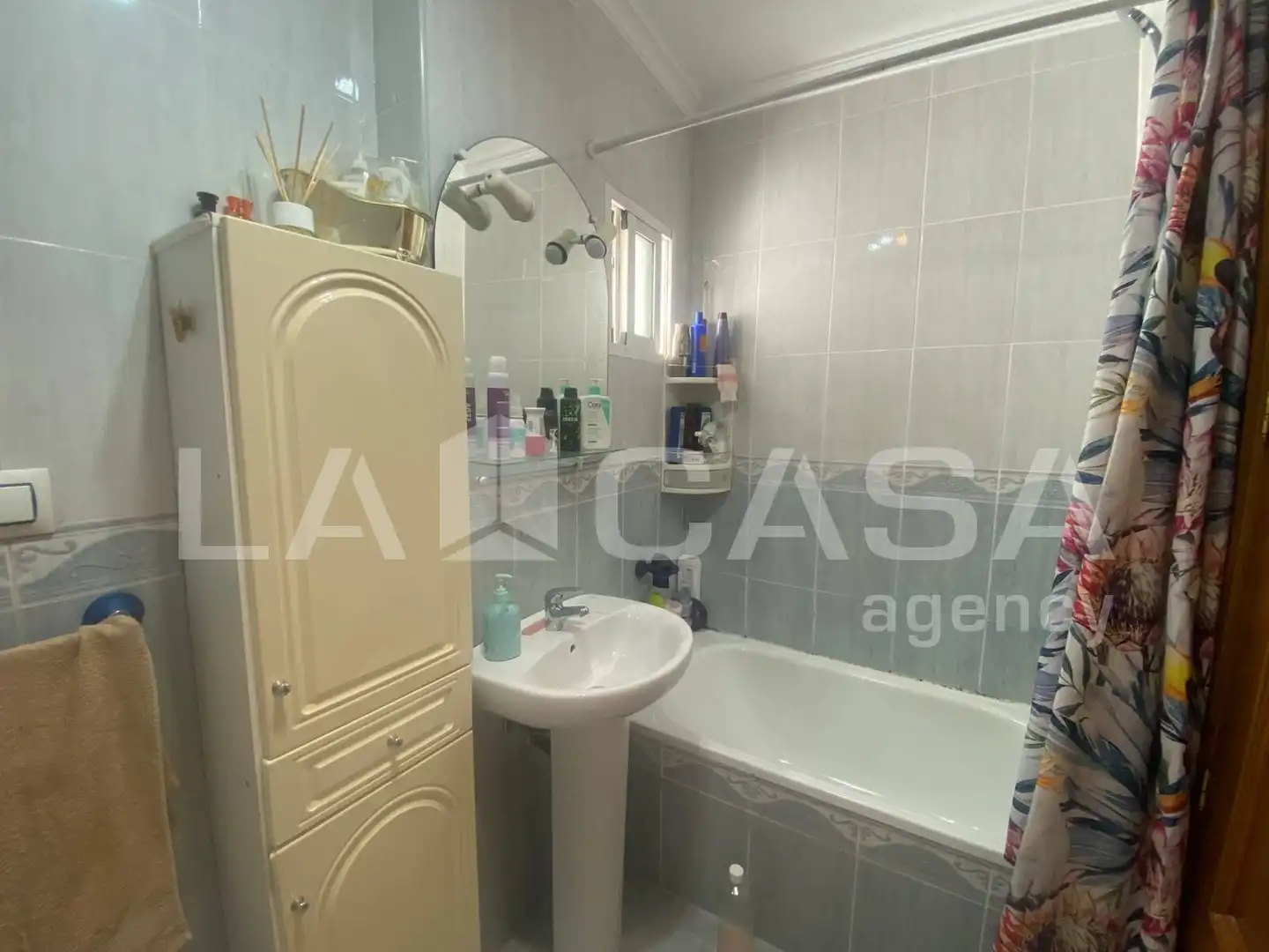 Baño de Piso en venta en Algeciras