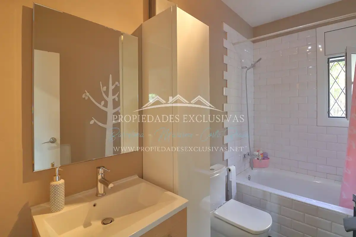 Baño de Casa o chalet en venta en Cabrils con Aire acondicionado, Calefacción y Jardín privado