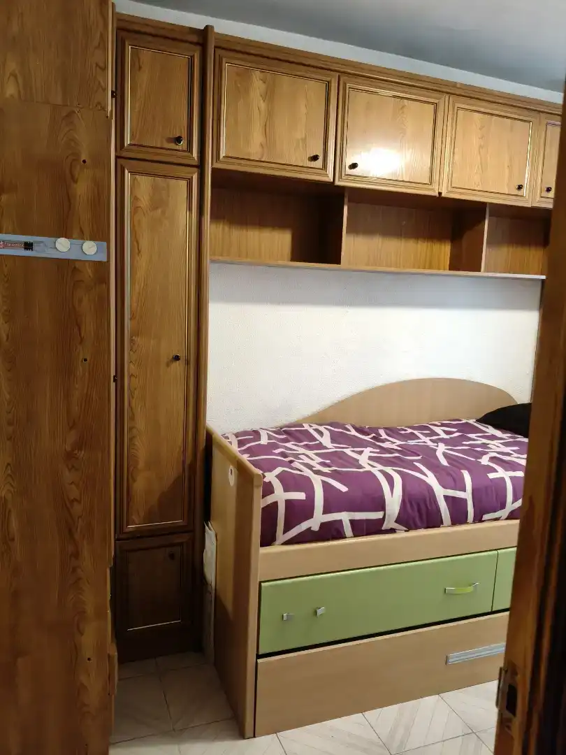 Bedroom of Flat for rent in Getafe  with Air Conditioner, Washing machine and Microwave