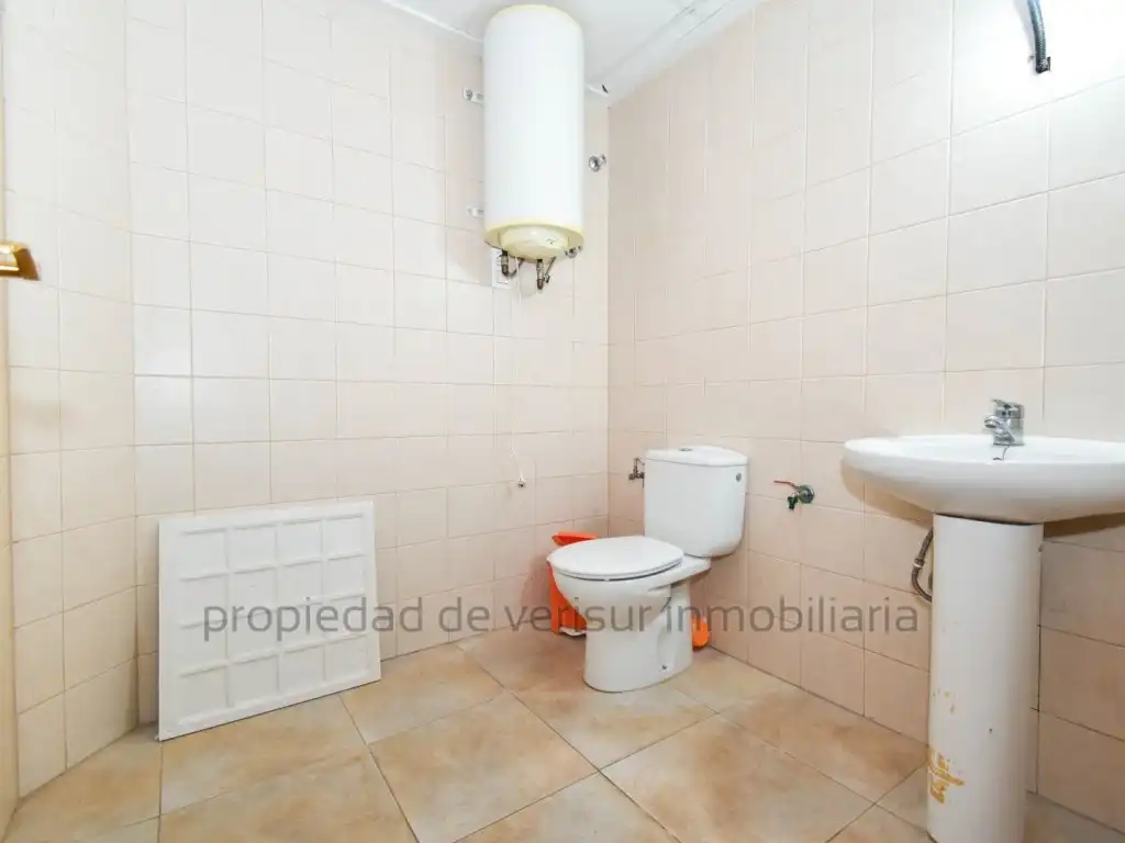 Local comercial de lloguer a Casco Antiguo, imagen 2