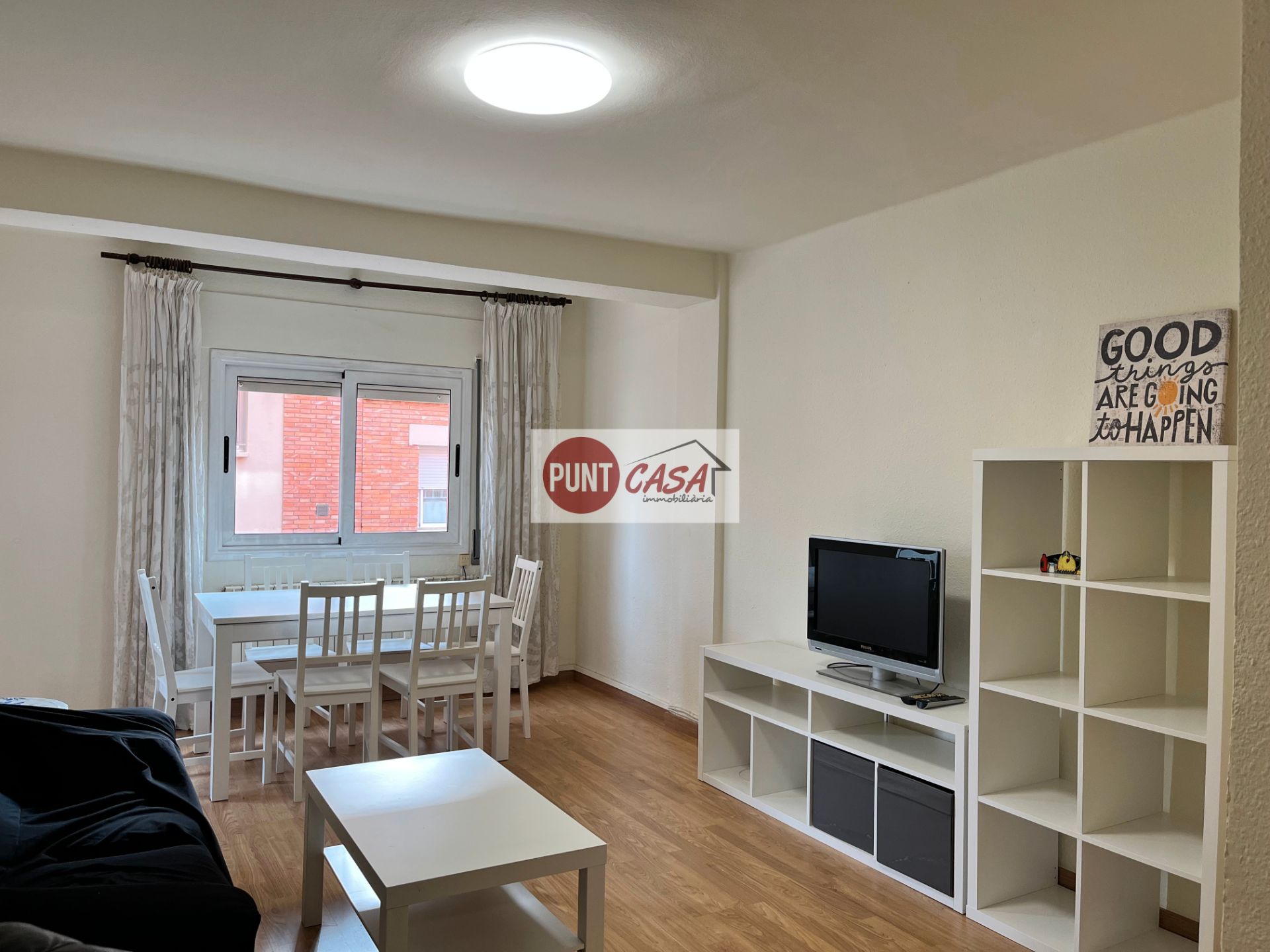 Living room of Flat to rent in  Lleida Capital  with Heating, Parquet flooring and Furnished