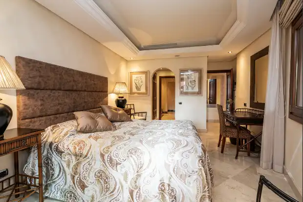 Apartament amb piscina en venda a Selwo, imagen 8