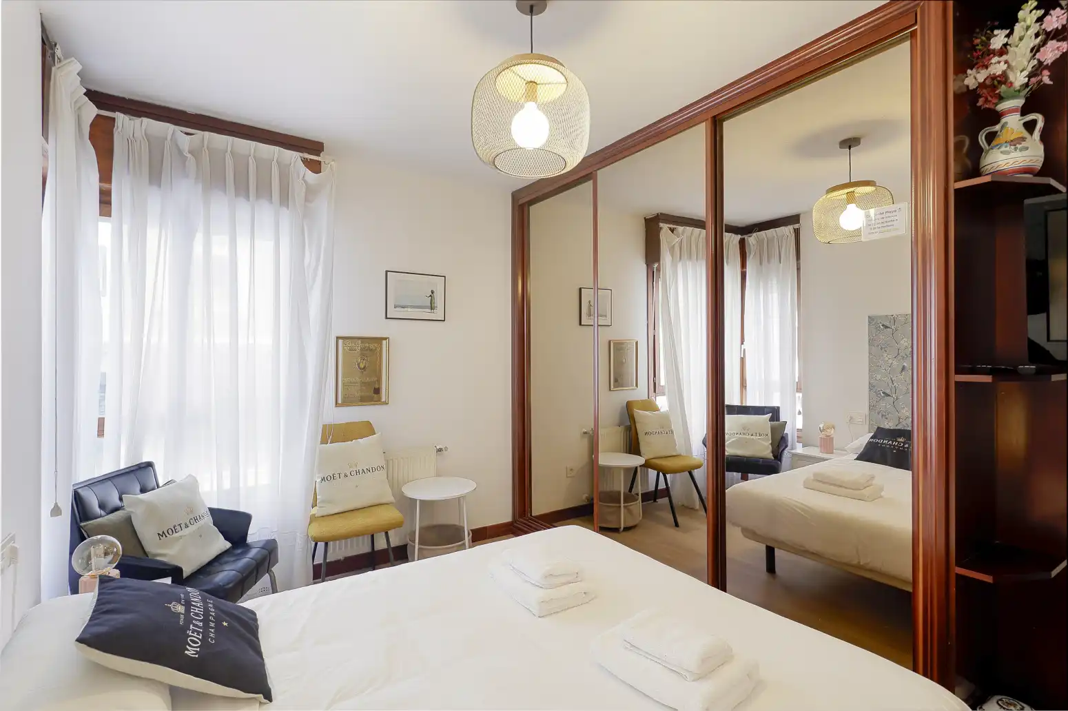 Habitación de Piso en venta en Gijón  con Calefacción, Trastero y Amueblado