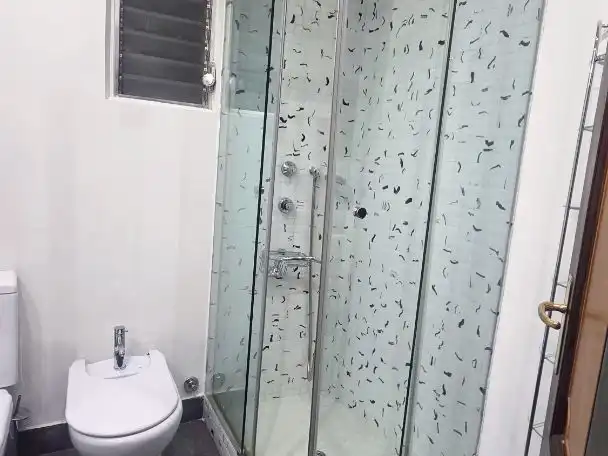 Baño de Piso de alquiler en Retiro