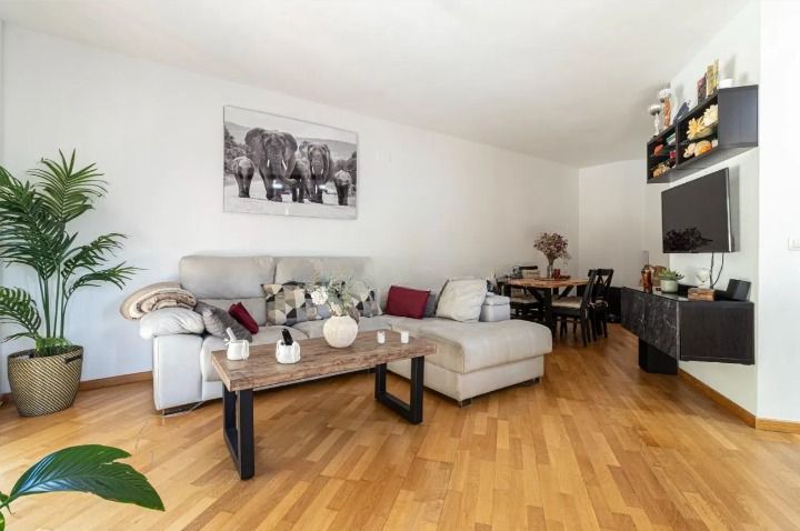 Sala d'estar de Pis en venda en Jerez de la Frontera amb Aire condicionat