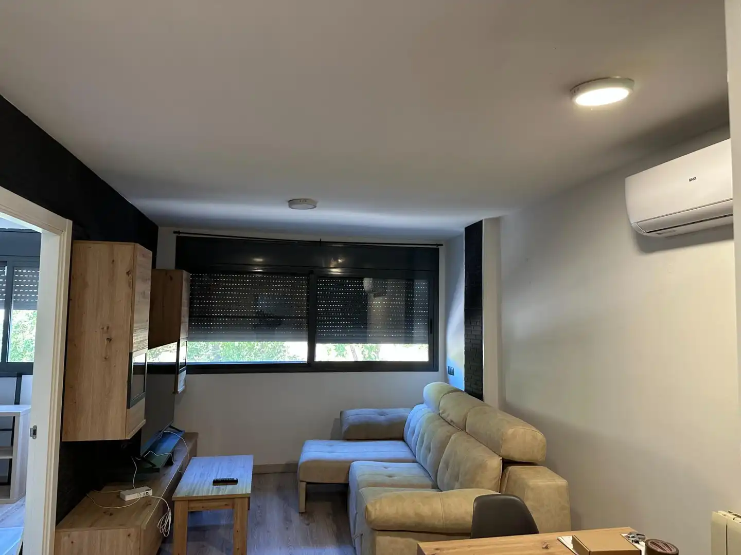 Living room of Flat for sale in Amposta  with Air Conditioner, Heating and Parquet flooring