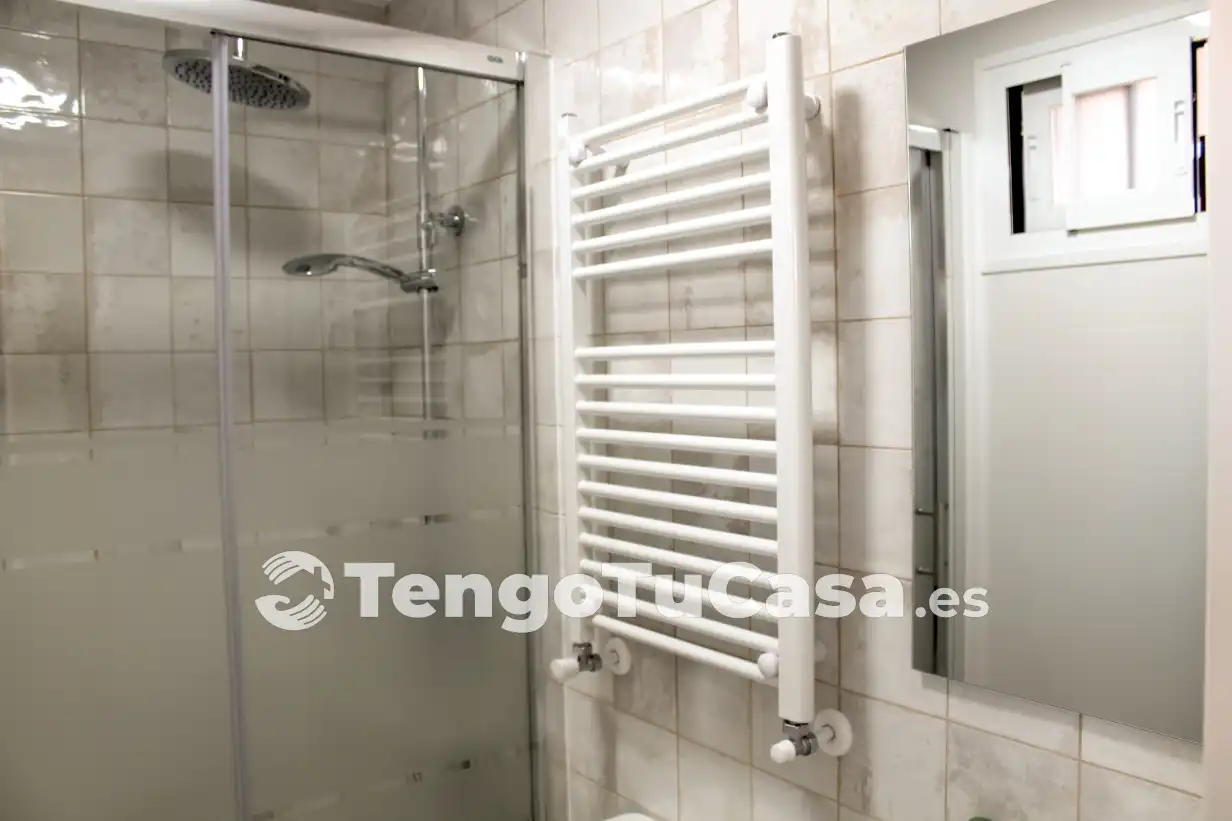 Baño de Piso en venta en Madrid con Aire acondicionado, Calefacción y Terraza