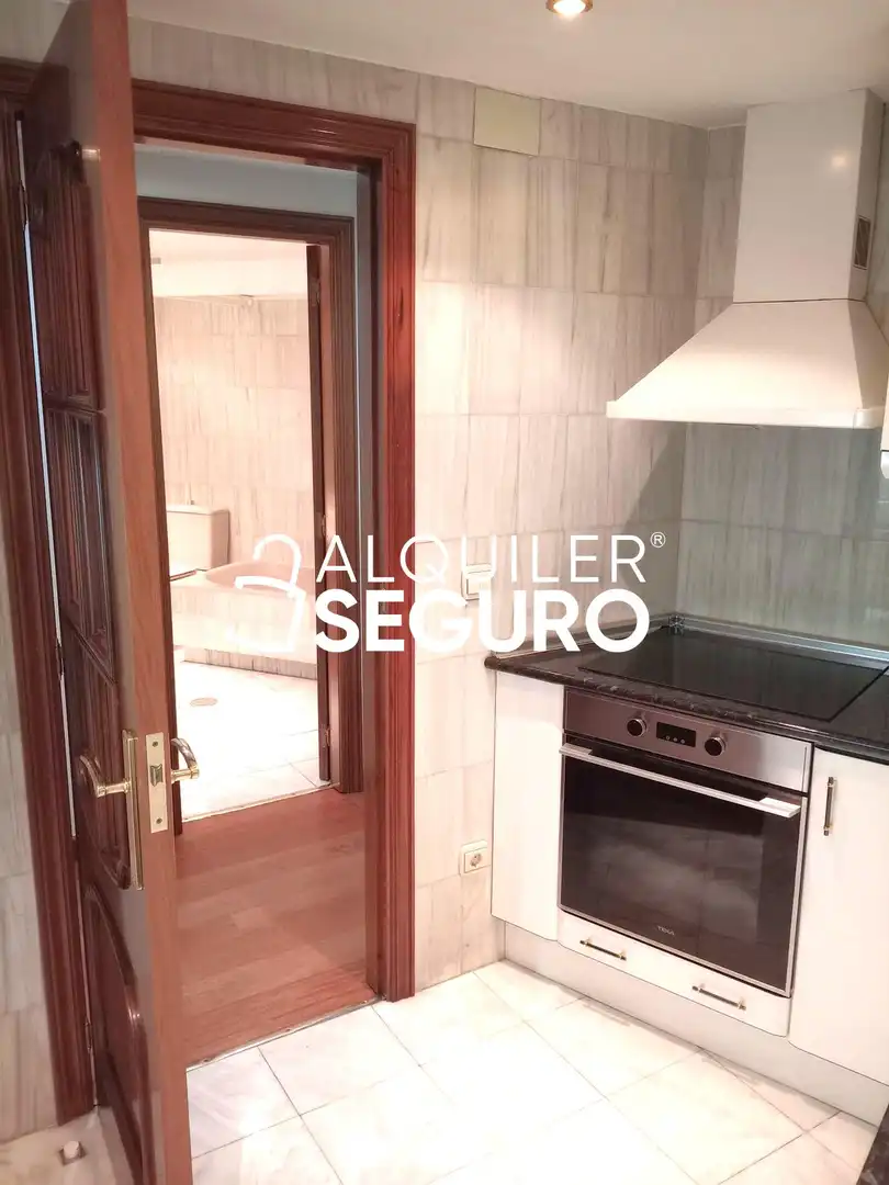 Kitchen of Flat for rent in Valladolid  with Air Conditioner and Heating