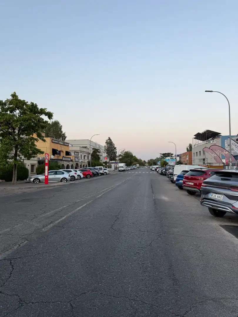 Vista exterior de Nave industrial en venta en San Fernando de Henares con Alarma
