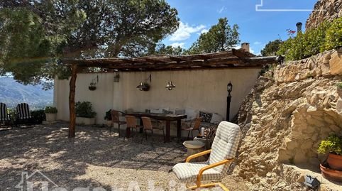 GRAN FINCA RODEADA DE NATURALEZA, CON AMPLIO TERRENO, GARAJE Y VISTAS IMPRESIONANTES