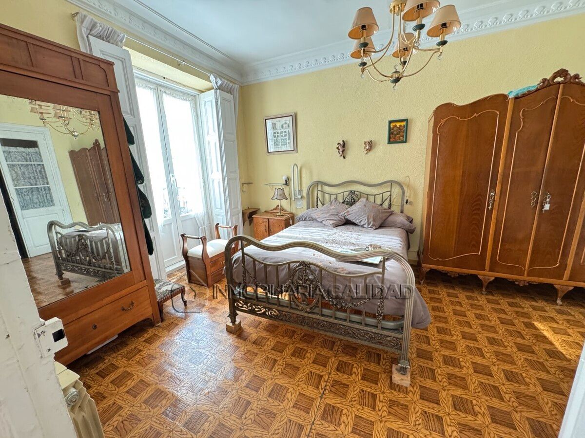 Bedroom of Flat for sale in Burgos Capital  with Heating and Terrace