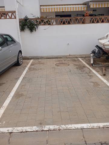 Garaje en Alquiler en Calle Espino, 3 en Santangelo