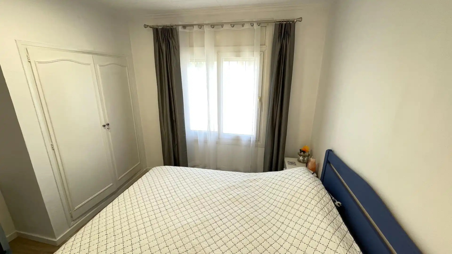Schlafzimmer von Haus oder Chalet zum Verkauf in Roses mit Privatgarten, Terrasse und Möbliert