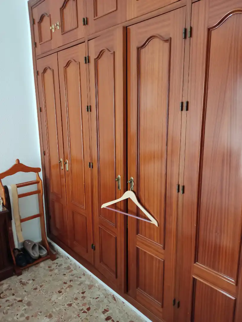 Schlafzimmer von Einfamilien-Reihenhaus zum Verkauf in Barbate mit Klimaanlage, Heizung und Terrasse