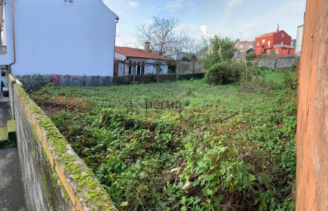 Wohnbaugrundstück zum Verkauf in Boiro, imagen 6