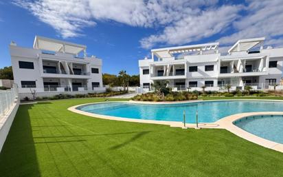 Außenansicht von Haus oder Chalet zum verkauf in Torrevieja mit Terrasse und Schwimmbad