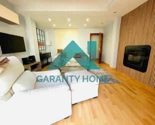 Single-family semi-detached to rent in Casar de Cáceres