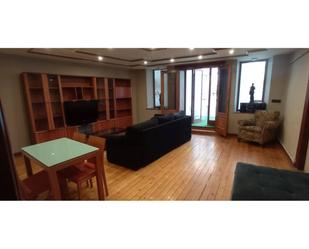 Sala d'estar de Pis de lloguer en Burgos Capital amb Calefacció, Moblat i Balcó