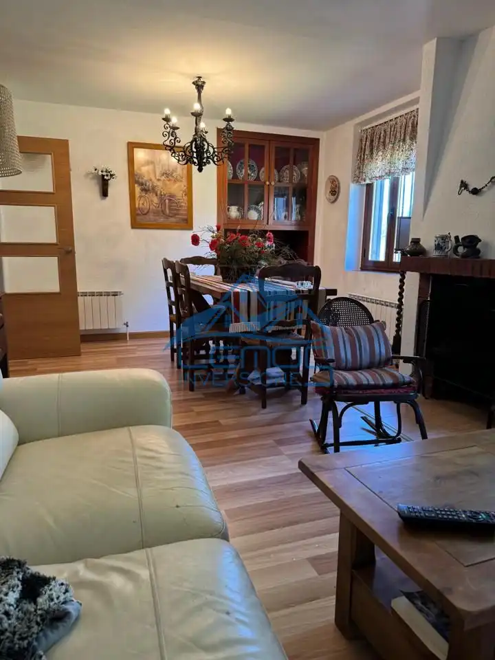 Houses for sale in Santa Teresa De Jesús, Boñar