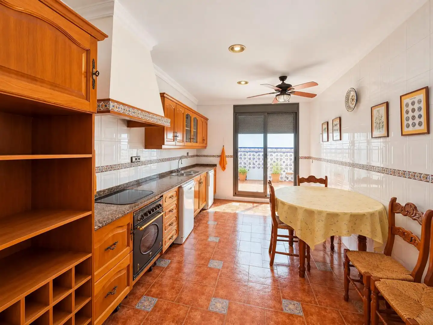 Cocina de Casa o chalet de alquiler en Rafelbuñol / Rafelbunyol, Valencia