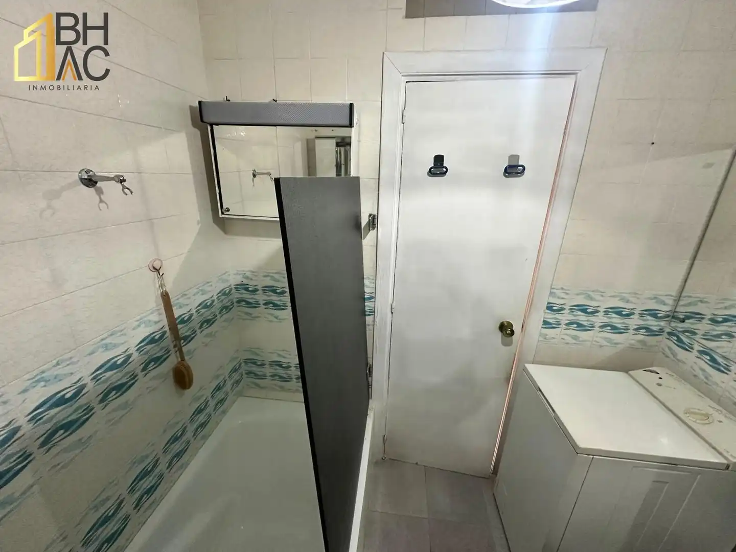 Bathroom of Flat for sale in El Soto de la Moraleja