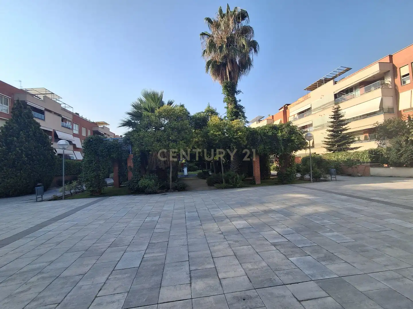 Vista exterior de Dúplex de lloguer en Pozuelo de Alarcón amb Aire condicionat, Forn i Rentadora