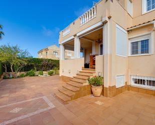 Garden of House or chalet for sale in Torrevieja  with Air Conditioner, Heating and Private garden