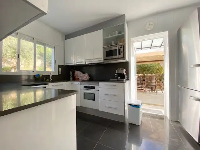 Cocina de Casa o chalet en venta en Vallirana con Calefacción, Jardín privado y Terraza