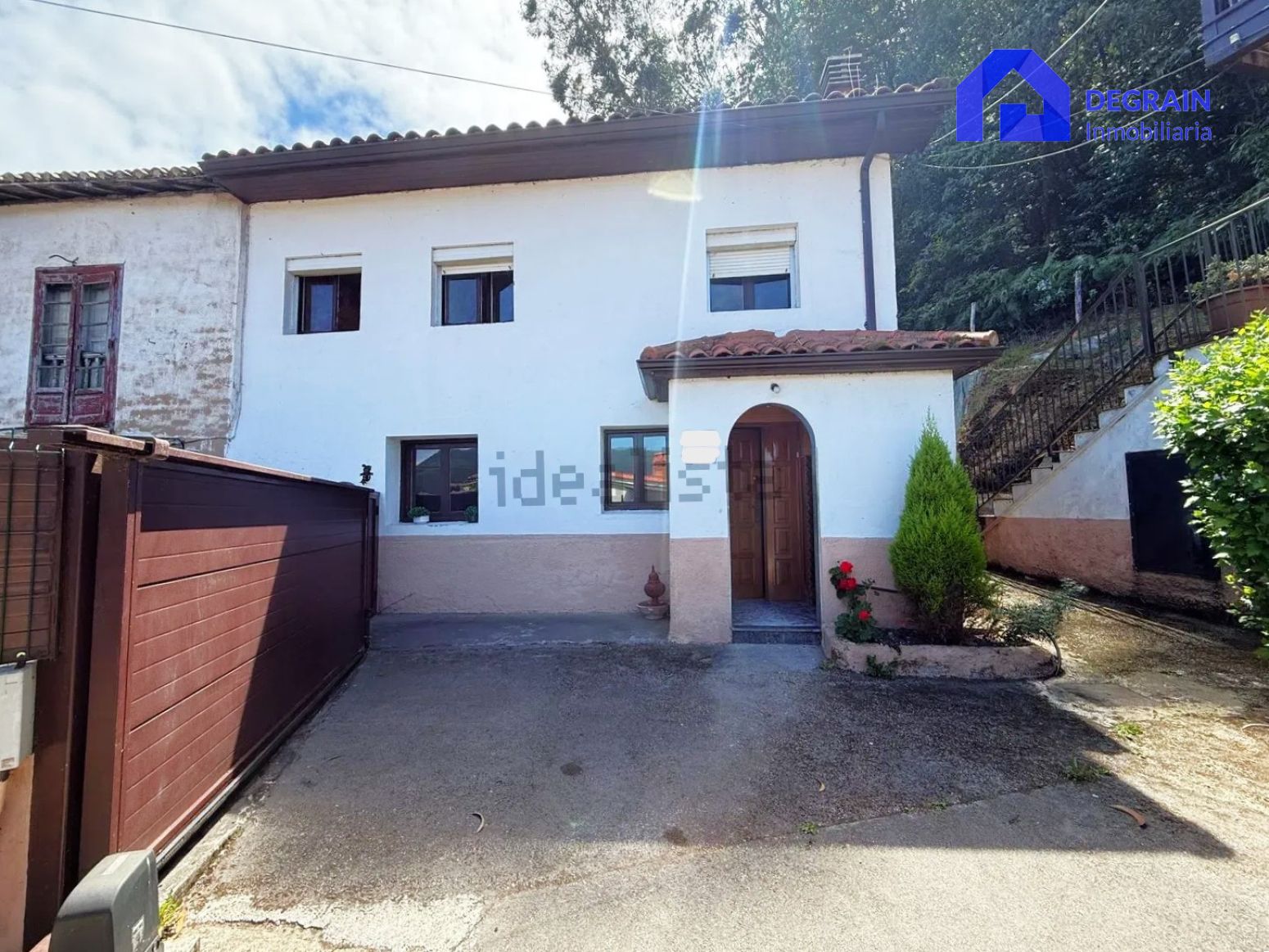 Vista exterior de Casa adosada en venta en Pravia con Trastero