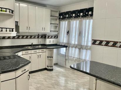 Kitchen of Flat for sale in Oviedo   with Heating and Terrace