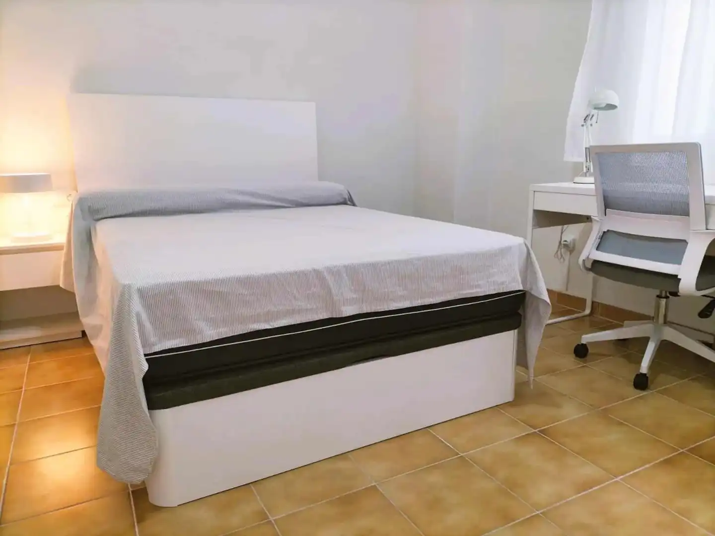 Habitación de Piso para compartir en L'Olivereta