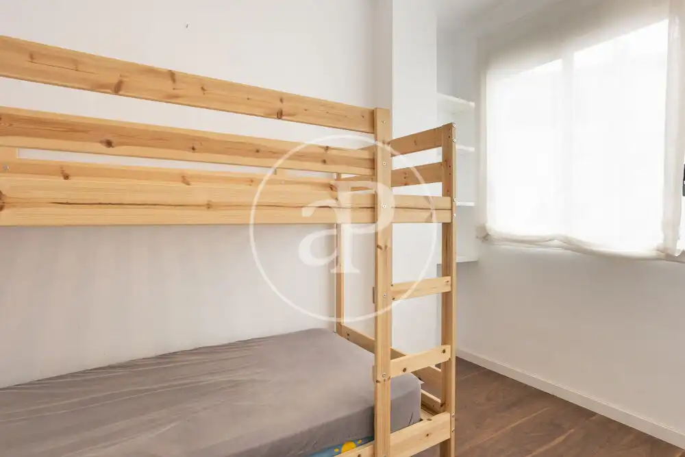 Habitación de Piso de alquiler en Valencia con Aire acondicionado, Calefacción y Amueblado
