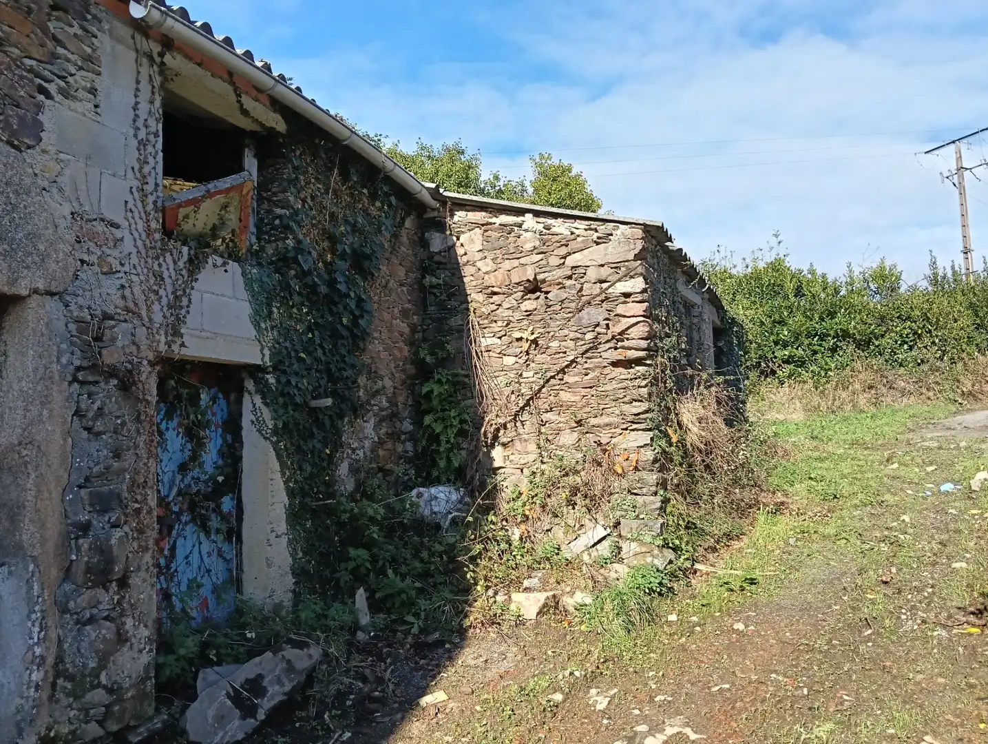 Adossat amb jardí en venda a Cesuras, imagen 4