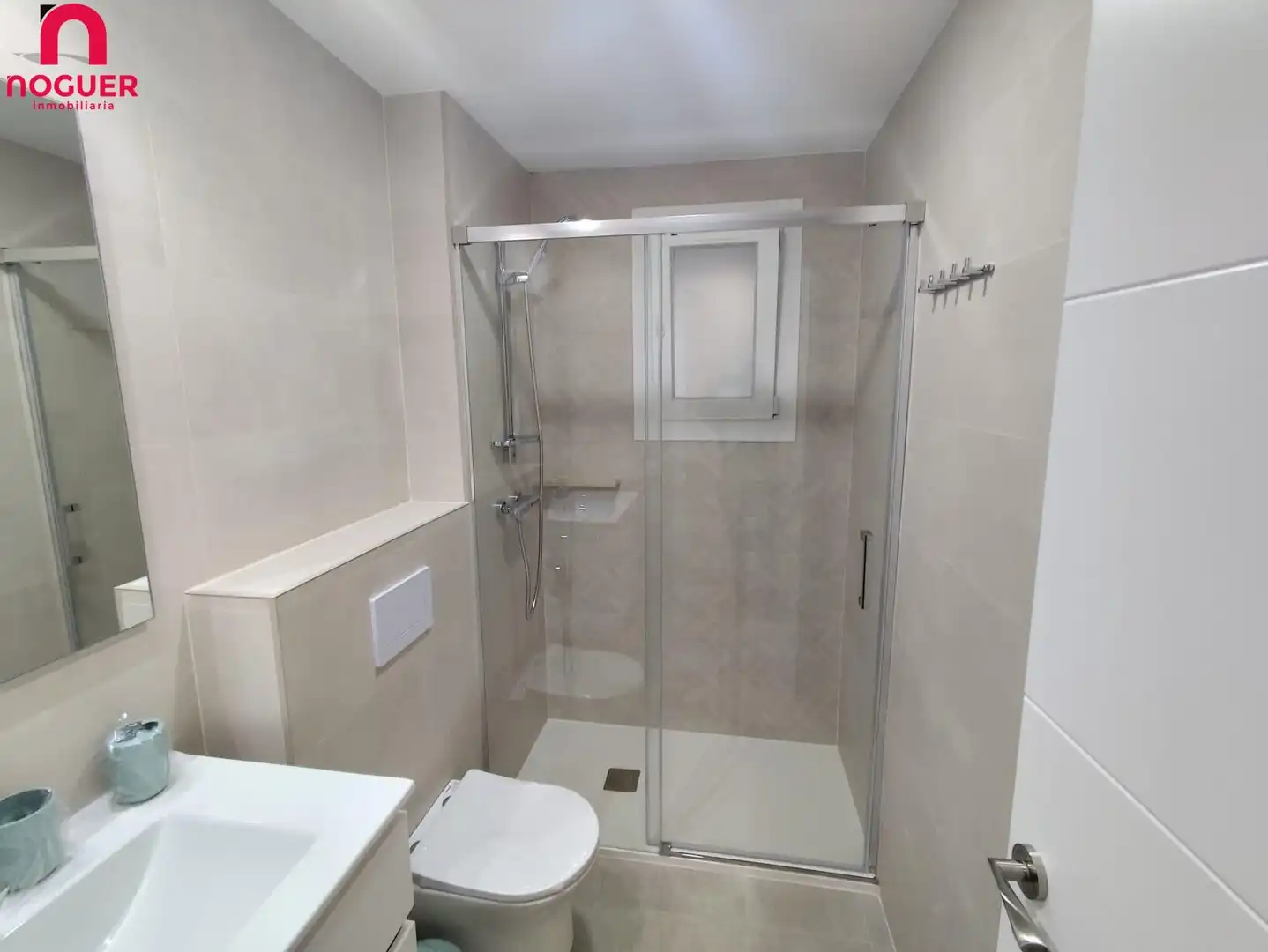 Baño de Piso de alquiler en Córdoba con Aire acondicionado, Calefacción y Amueblado