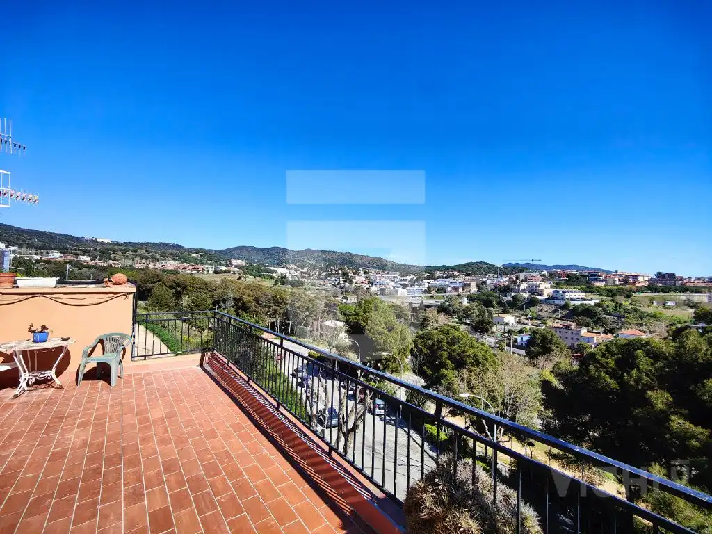 Terrace of Attic for sale in Montgat  with Air Conditioner, Heating and Parquet flooring