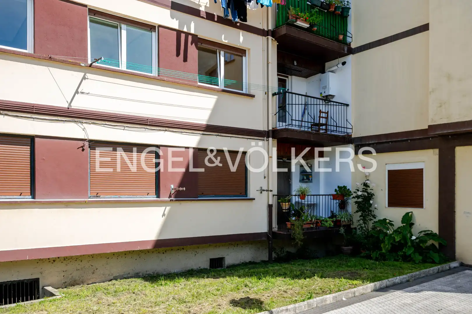 Terraza de Piso en venta en Hernani con Calefacción y Balcón