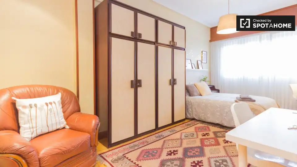 Room in Ametzola