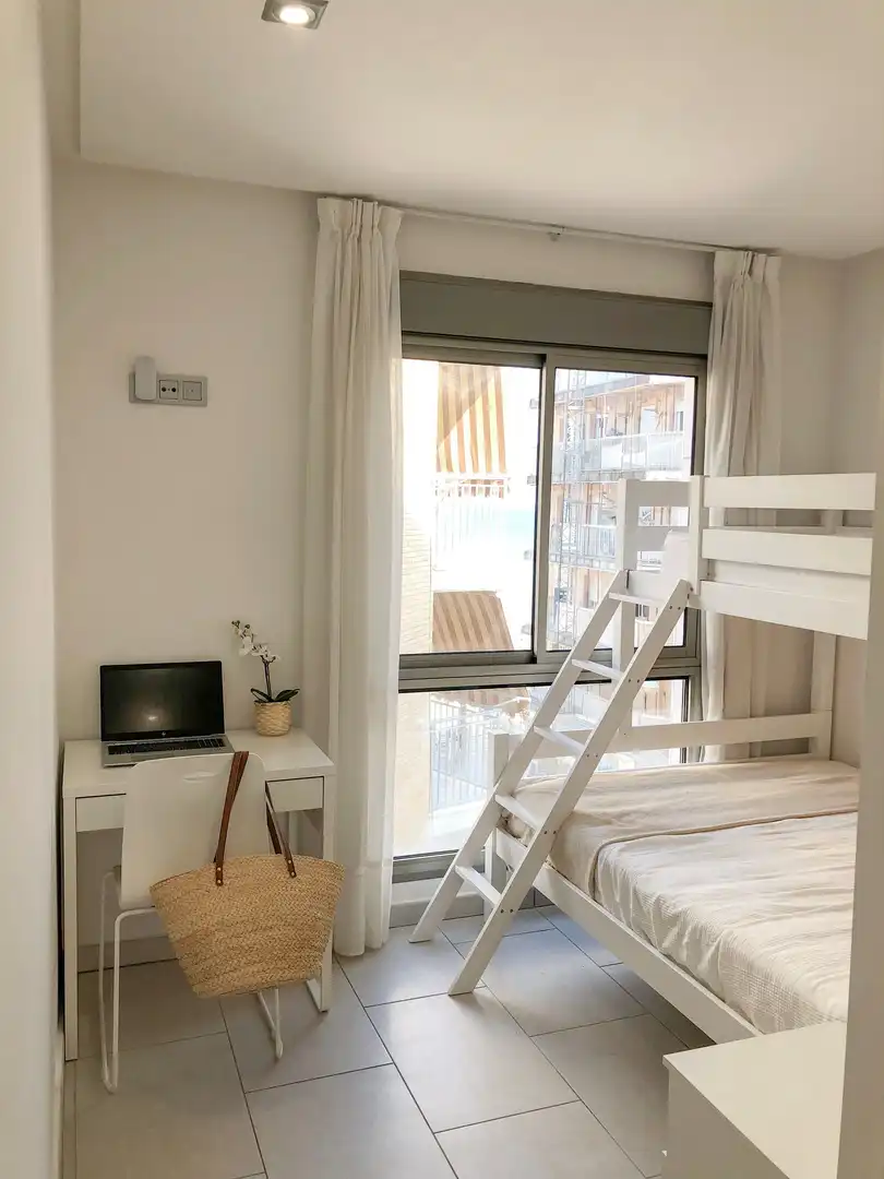 Schlafzimmer von Wohnung zur Miete in Guardamar del Segura mit Klimaanlage, Terrasse und Möbliert