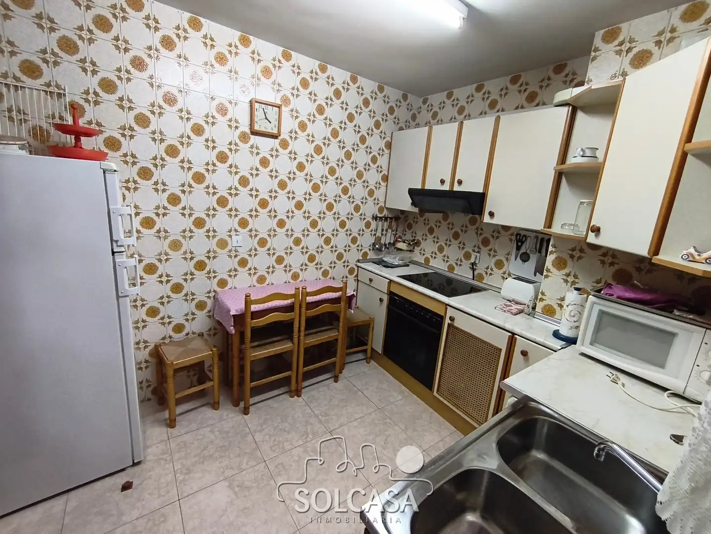 Kitchen of Flat for sale in Valladolid  with Heating, Parquet flooring and Balcony