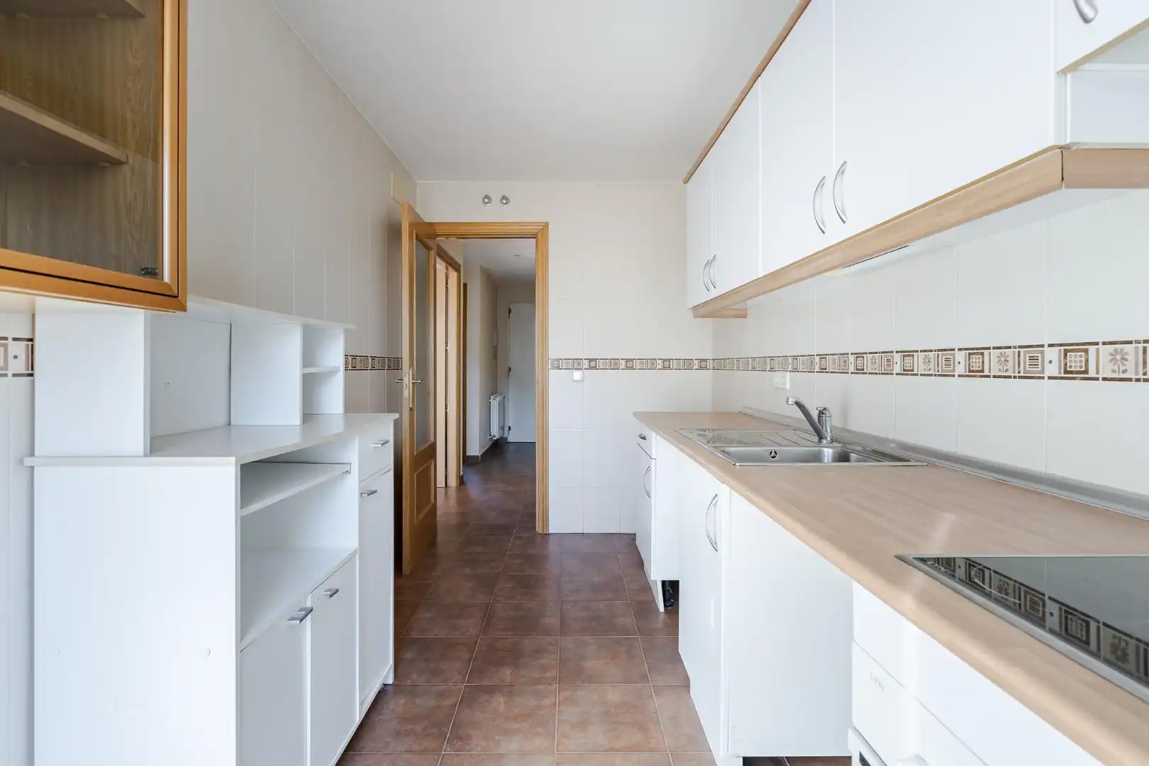 Küche von Einfamilien-Reihenhaus zum Verkauf in Carabaña mit Heizung, Privatgarten und Terrasse