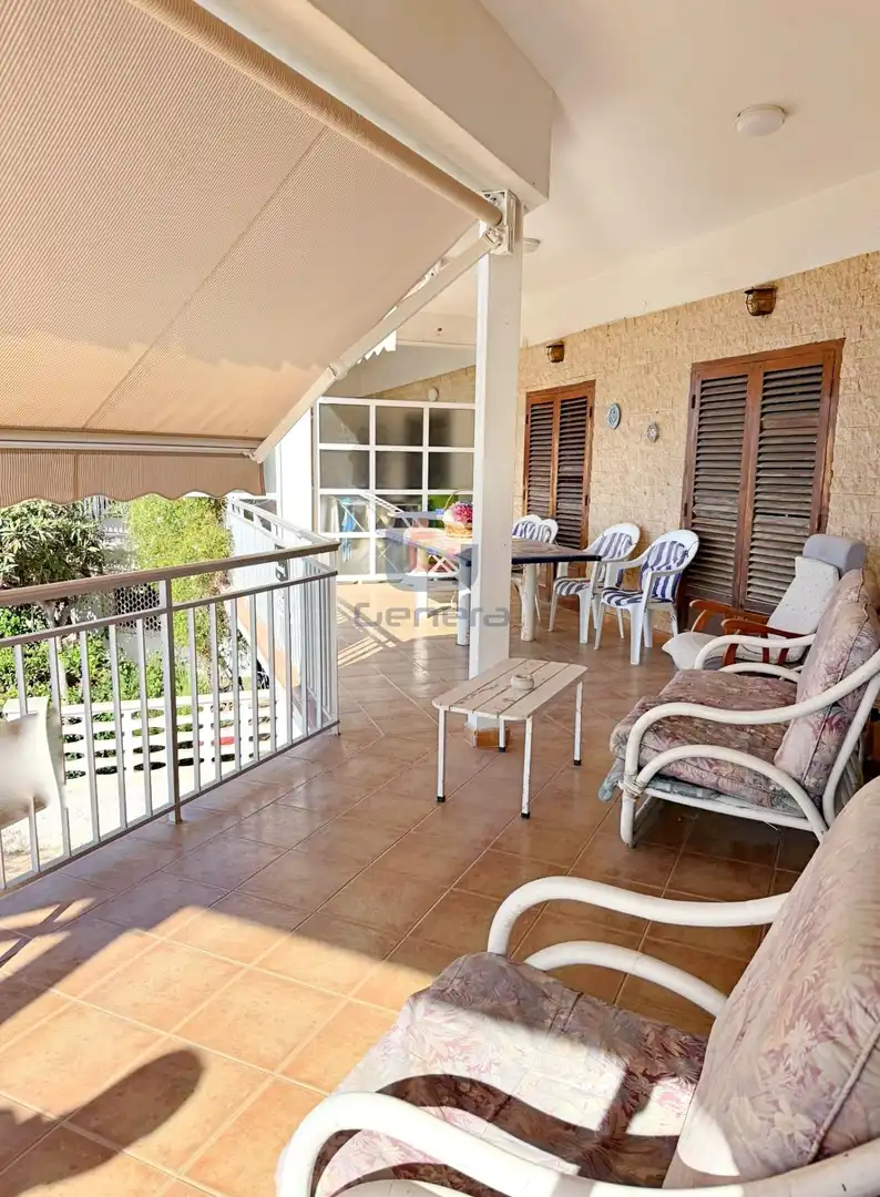 Villa in vendita a Avenida Avenida Armada Española 10, imagen 3