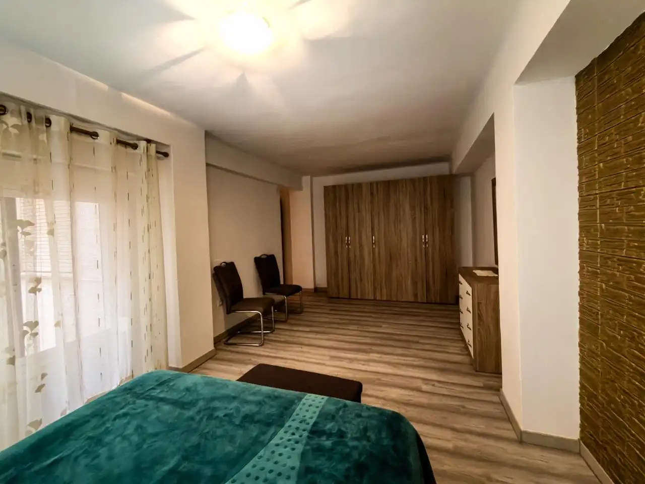 Bedroom of Flat for sale in Canals  with Air Conditioner and Balcony