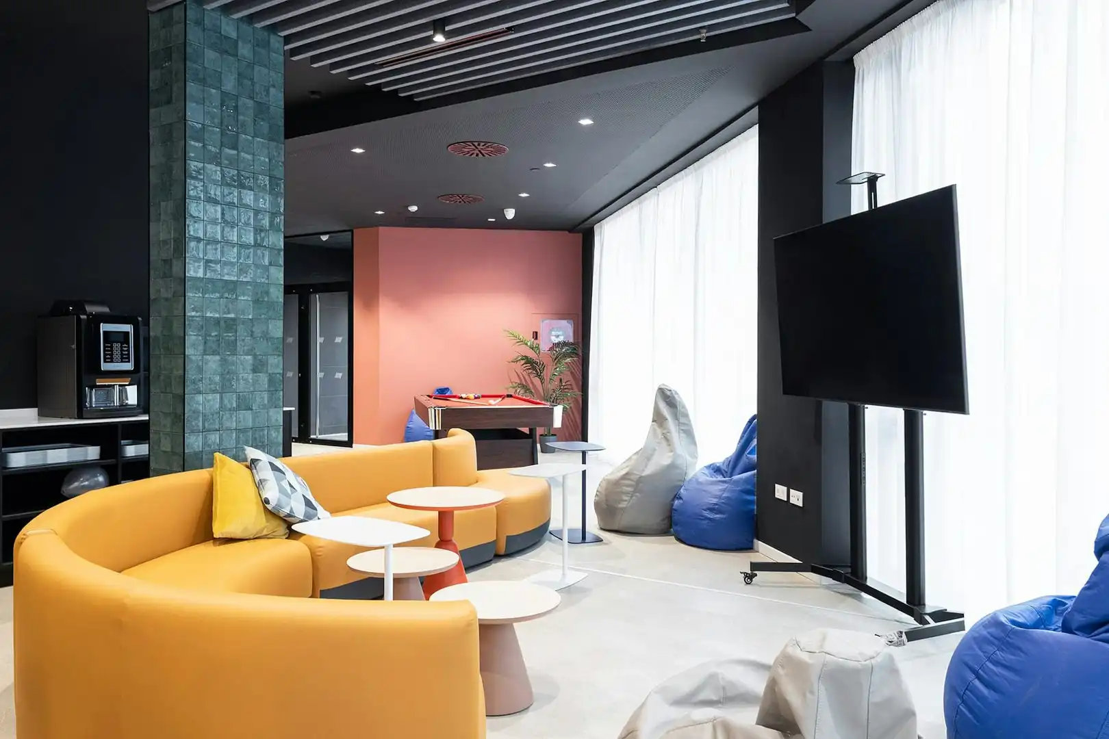 Wohnzimmer von Gebäude zur Miete in Valencia