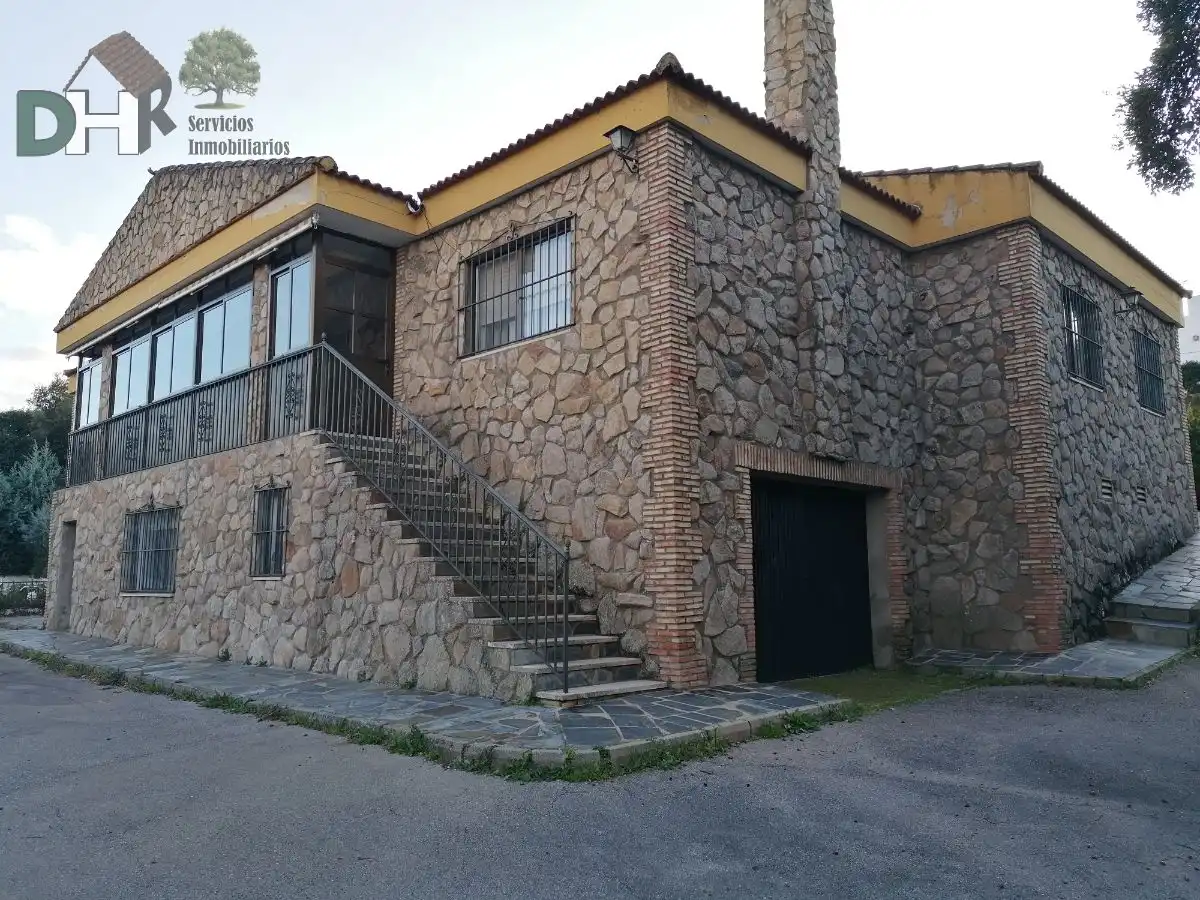 Chalet con piscina en venta en Sierra de Fuentes, imagen 20