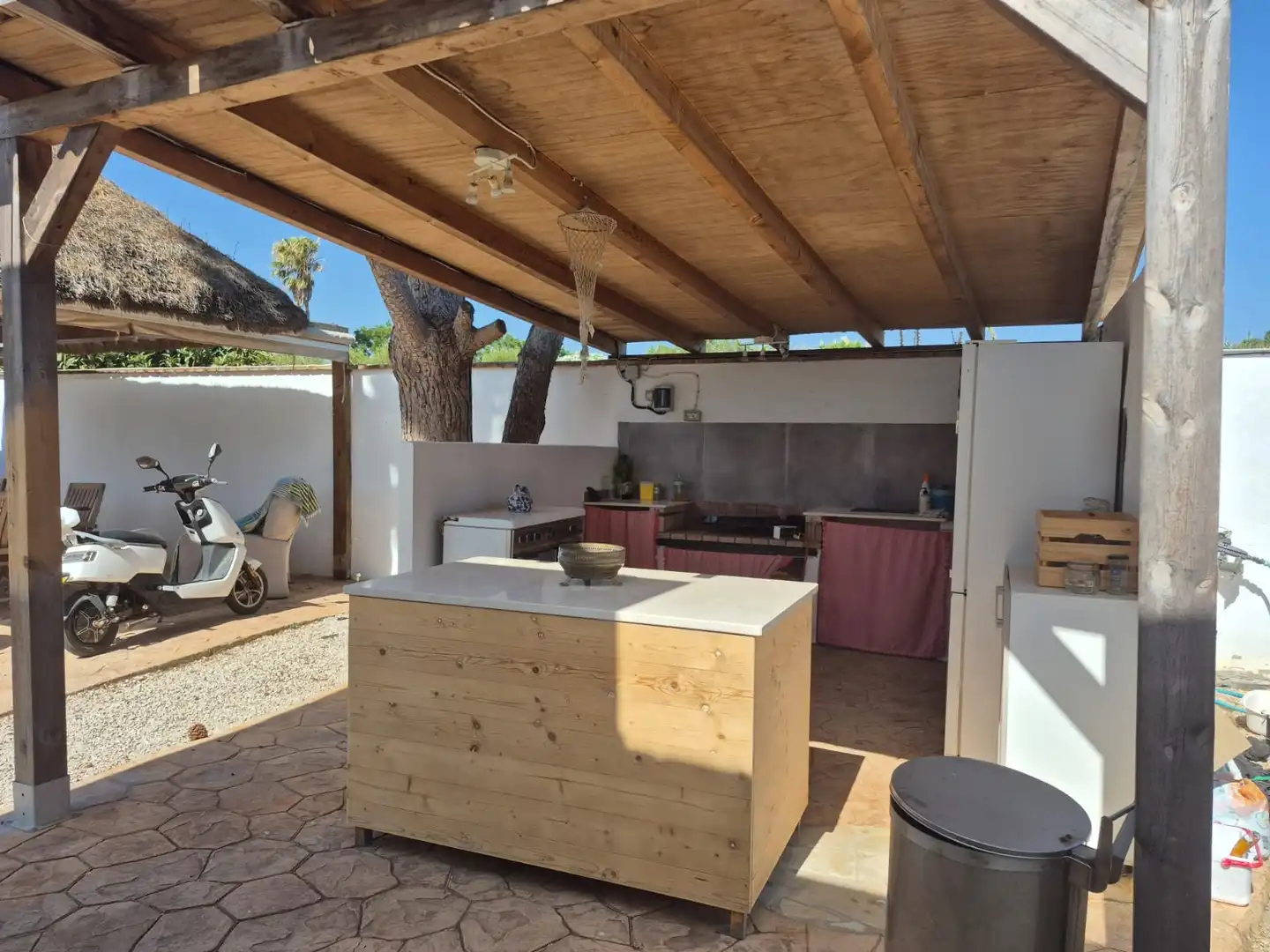 Cocina de Edificio en venta en Conil de la Frontera